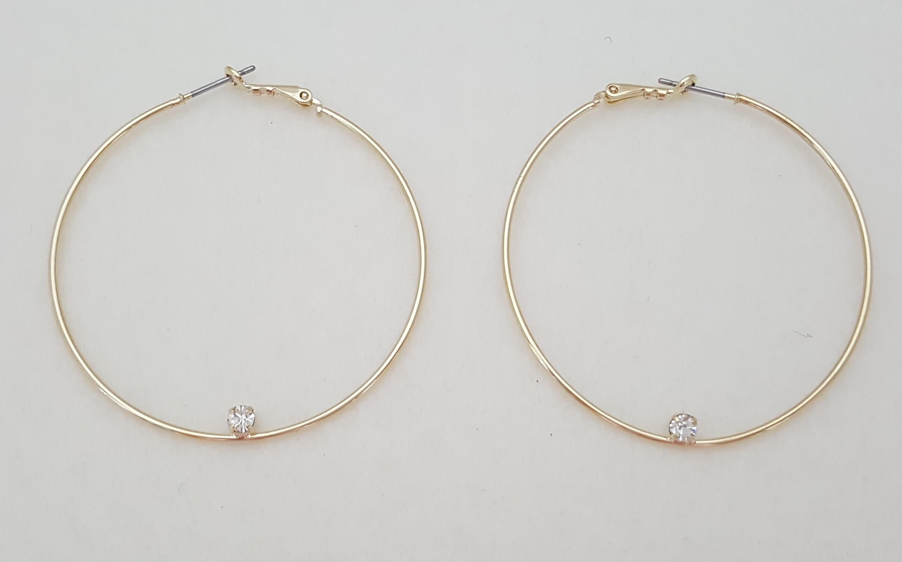 Fashion jewelry_ Fasion earrings_ Hoop earrings